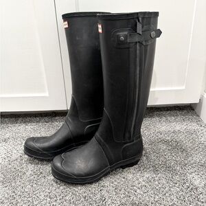 Hunter Rain Boots, side zip-up, hardly worn.